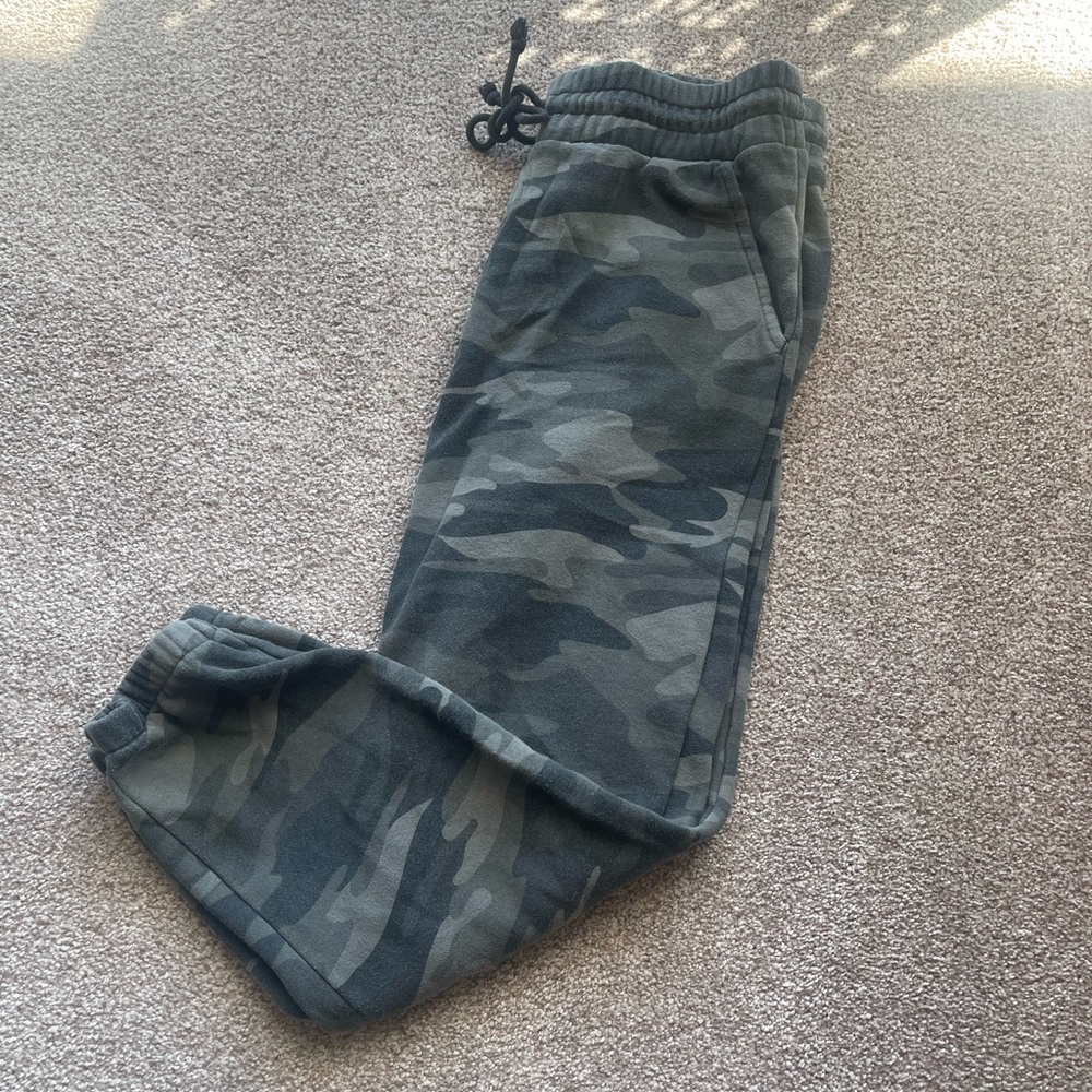 Camouflage, sweatpants with drawstring